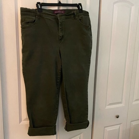Gloria Vanderbilt Capri/Pants Khaki - Picture 1 of 8